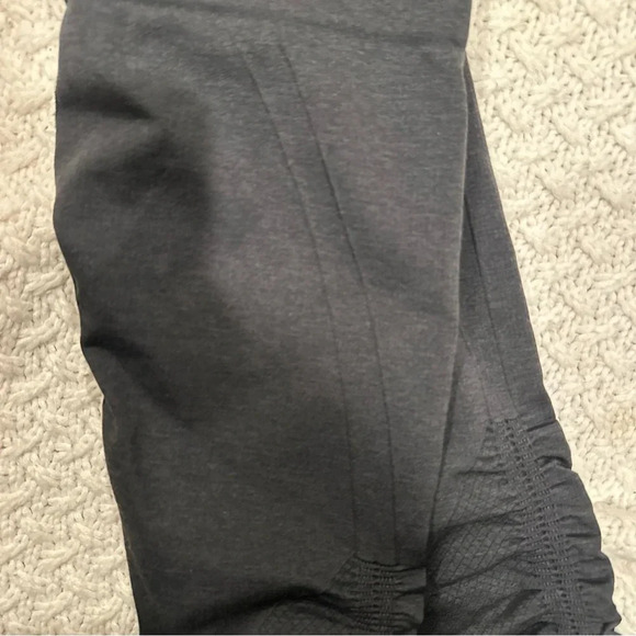 Lululemon leggings size 6 23 inch
Women's Charcoal - Picture 9 of 11
